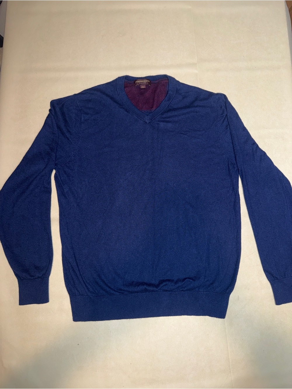 Johnston & Murphy Men's V-Neck Sweater in Navy with Burgundy Accent